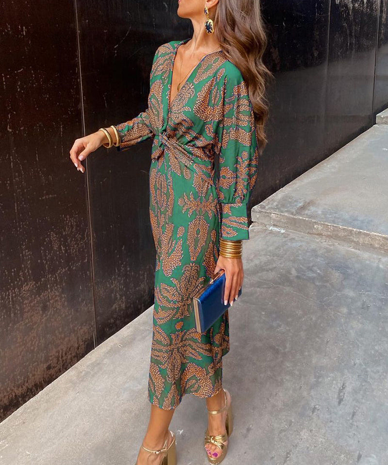 Amara - Midi haljina s paisley uzorkom i čvorom, elegantna i lepršava