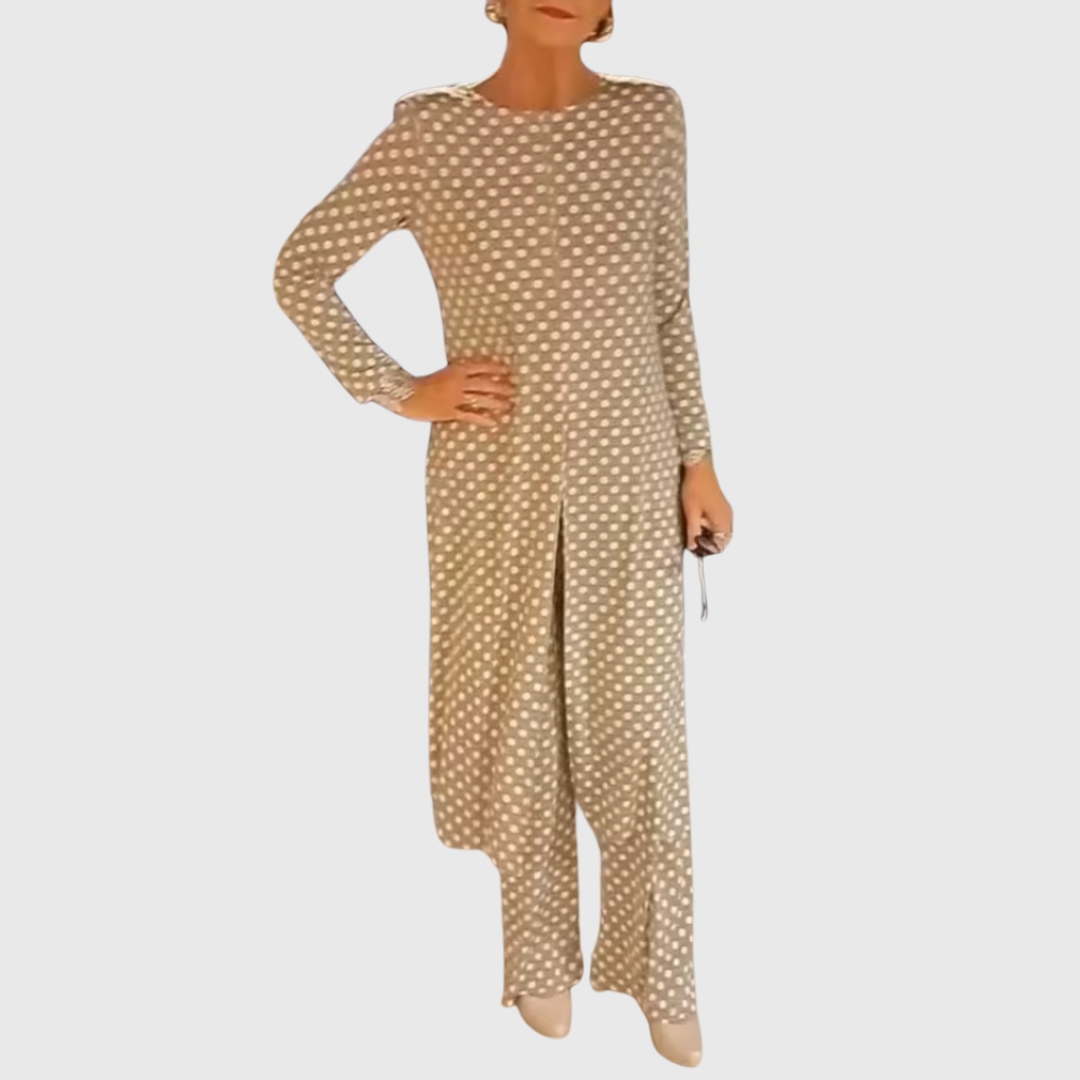 Nikolina - Set s točkicama šarmantan